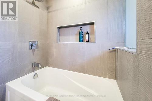 680 Powell Court, Burlington, ON 