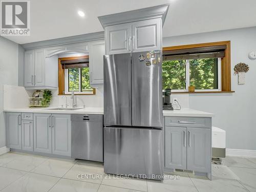 957 Francis Road, Burlington, ON 