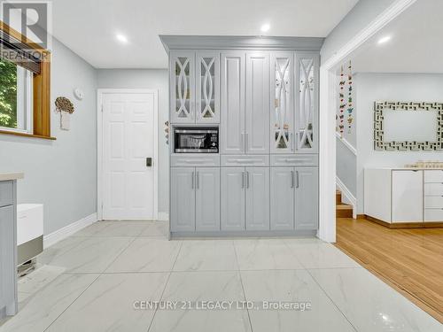 957 Francis Road, Burlington, ON 