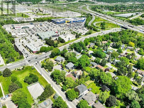 957 Francis Road, Burlington, ON 