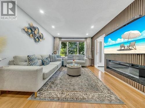 957 Francis Road, Burlington, ON 