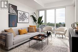707 - 740 DUPONT STREET Toronto, ON M6G 0A9
