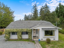 2682 Labieux Rd Nanaimo, BC V9T 3N4