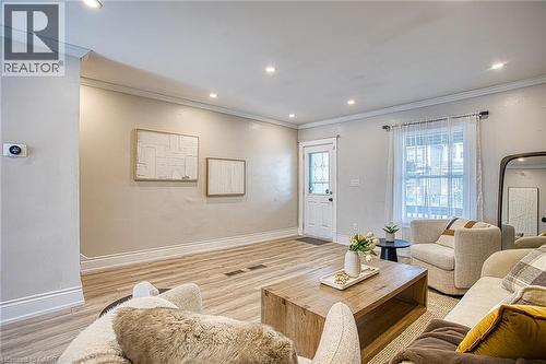 126 Belmont Avenue, Hamilton, ON 