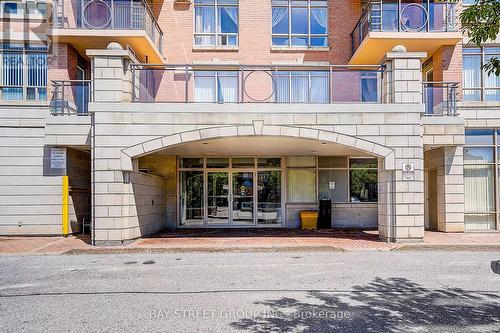 Lph3 - 130 Pond Drive, Markham, ON 