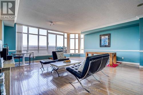 Lph3 - 130 Pond Drive, Markham, ON 
