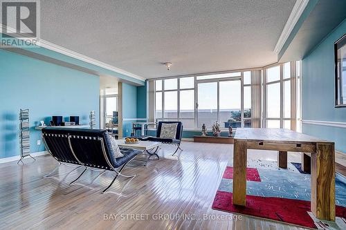 Lph3 - 130 Pond Drive, Markham, ON 