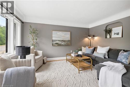 555 Wellington Street N, Kitchener, ON 