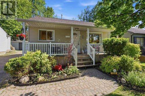 7 BEECH STREET  Ajax, ON L1S 1V8