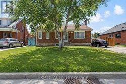 MAIN LEVEL - 32A GUEST STREET Brampton, ON L6W 1T8