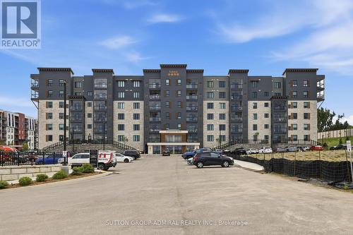 406 - 15 KNEESHAW DRIVE  Barrie, ON L9J 0X9