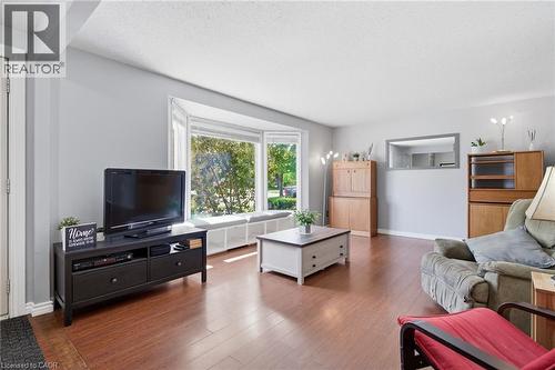 24 Roseneath Crescent, Kitchener, ON 