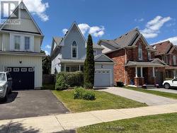 75 MARGARET GRAHAM CRESCENT East Gwillimbury, ON L0G 1M0