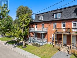 389 DALY AVENUE  Ottawa, ON K1N 6H1