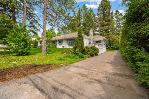 Façade - 32 Av. Pagé, Saint-Sauveur, QC 