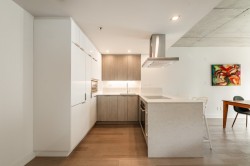 903-700 Rue St-Paul O.  Montréal (Ville-Marie), QC H3C 0X2