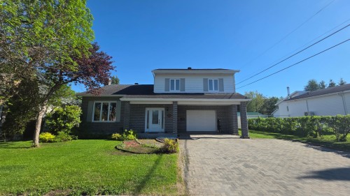 102 Rue Marchildon  Amos, QC J9T 3M6