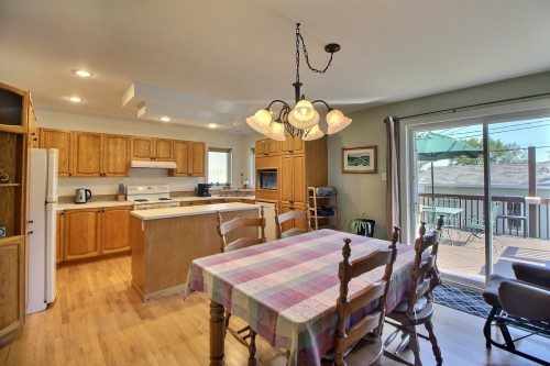 Vue d'ensemble - 102 Rue Marchildon, Amos, QC 