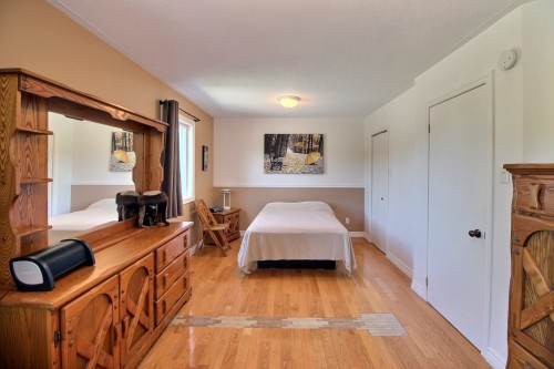 Chambre à coucher - 102 Rue Marchildon, Amos, QC 