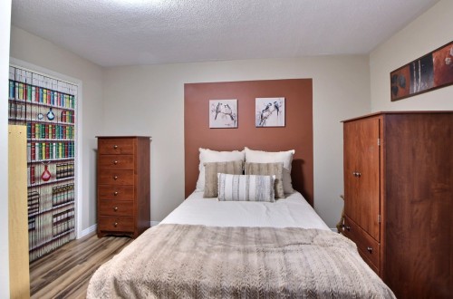Chambre à coucher - 102 Rue Marchildon, Amos, QC 
