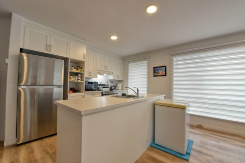 Kitchen - 102-9509 Av. De Lorimier, Montréal (Villeray/Saint-Michel/Parc-Extension), QC 