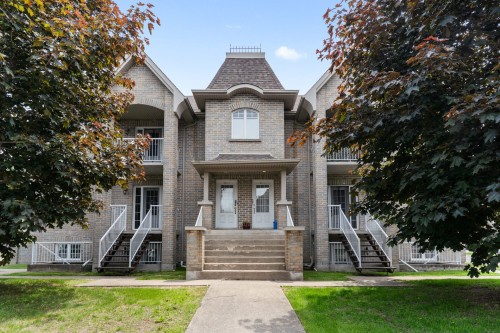 Façade - B-954 Rue Einstein, Repentigny (Repentigny), QC 