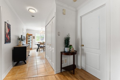 Corridor - B-954 Rue Einstein, Repentigny (Repentigny), QC 