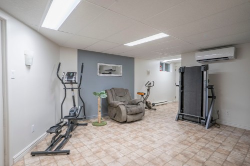 Salle familiale - 1346 8E Rue, Saint-Côme/Linière, QC 