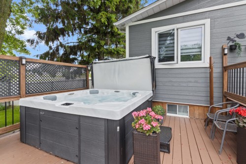 Spa - 4711 Boul. Hébert, Salaberry-De-Valleyfield, QC 