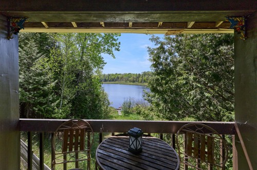 Vue sur l'eau - 331 Ch. Du Lac-Lanthier E., Rivière-Rouge, QC 