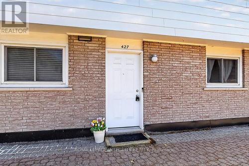 427 MOODIE DRIVE  Ottawa, ON K2H 8A4