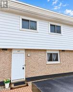 427 MOODIE DRIVE  Ottawa, ON K2H 8A4