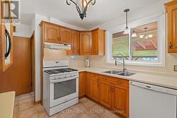 Well designed kitchen - 
