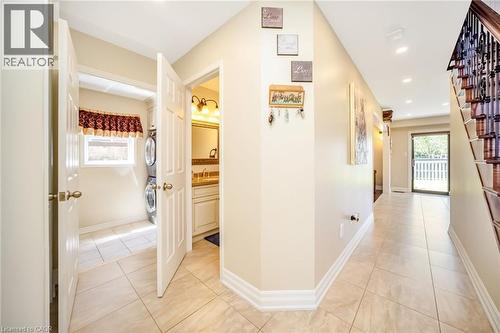 19 Sonata Avenue, Hamilton, ON - Indoor Photo Showing Other Room