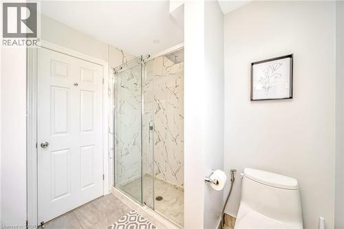 19 Sonata Avenue, Hamilton, ON - Indoor Photo Showing Bathroom