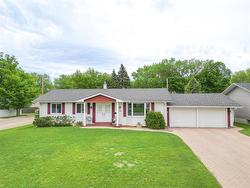 603 25th Street Brandon, MB R7B 2L9