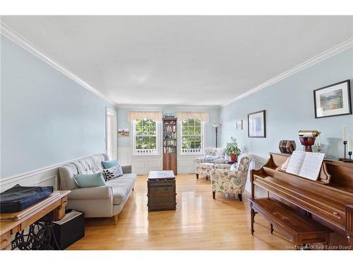 104 Mcgibbon St, Fredericton, NB 