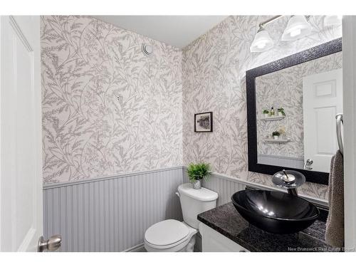 104 Mcgibbon St, Fredericton, NB 