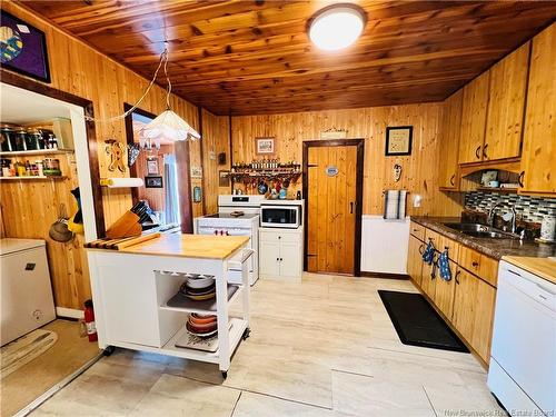 30 Stover Rd, Fairhaven, NB 
