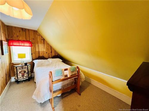 30 Stover Rd, Fairhaven, NB 