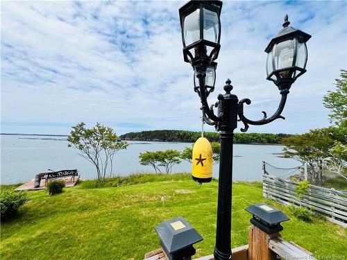 30 Stover Rd, Fairhaven, NB 