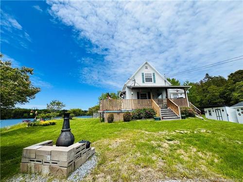 30 Stover Rd, Fairhaven, NB 