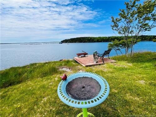 30 Stover Rd, Fairhaven, NB 