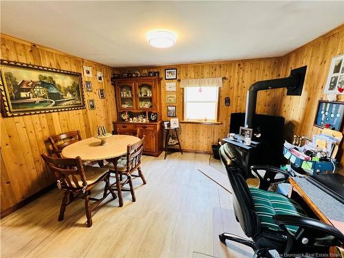 30 Stover Rd, Fairhaven, NB 