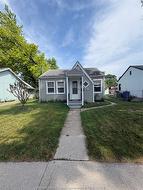 3425 HARRIS Windsor, ON N9C 1N6