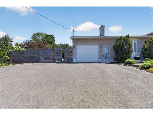 414 Amirault St, Dieppe, NB 