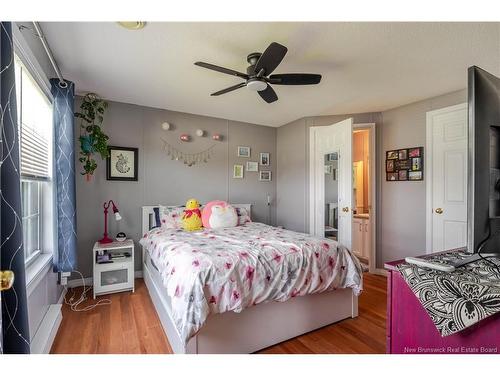 185 Glenmar Dr, Fredericton, NB 