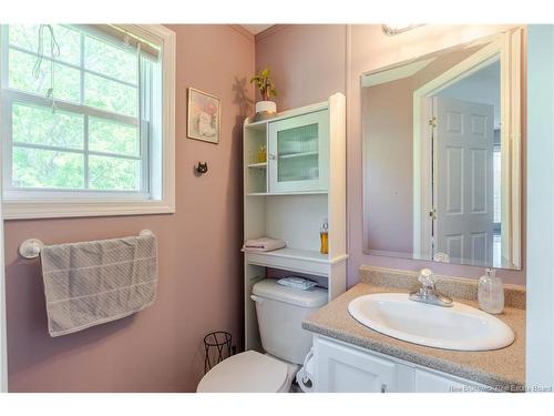 185 Glenmar Dr, Fredericton, NB 