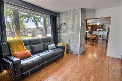 Living Room - 805 Rue Tardif E., Rouyn-Noranda, QC 