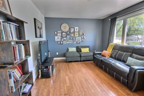 Living Room - 805 Rue Tardif E., Rouyn-Noranda, QC 